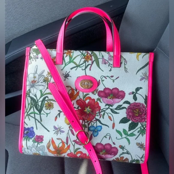 Authentic Gucci Flora Tote in fluorescent pink leather and print canvas - Picture 4 of 17